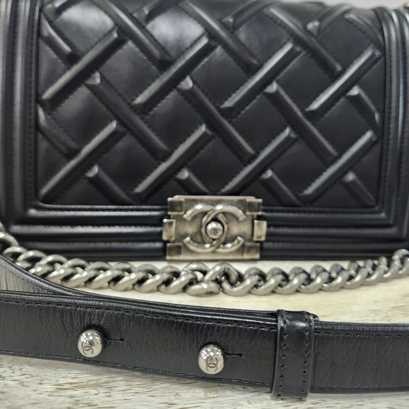 RARE Chanel Celtic Black Boy Bag - Picture 10 of 13